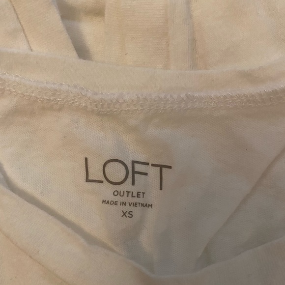 💥bundle 5 woman xs T-shirt si and tanks, 2 NWOT, others great condition - Picture 5 of 7